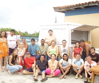   Direção e funcionários confraternizam o natal  