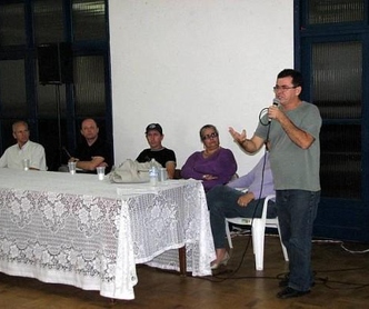 Comissão de avicultores visita produtores de Chapecó